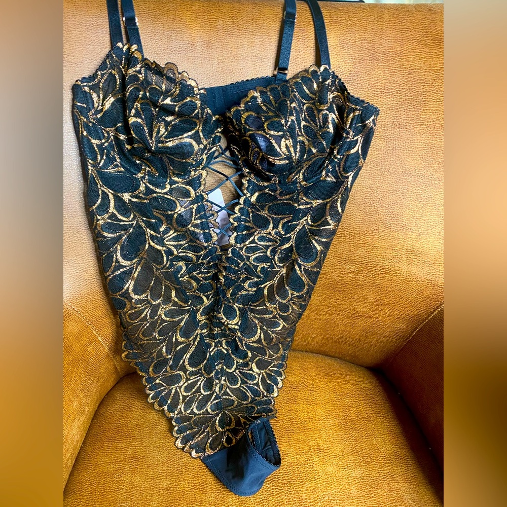 Salvage Black and Gold Lace Chemise
Witch whimsical